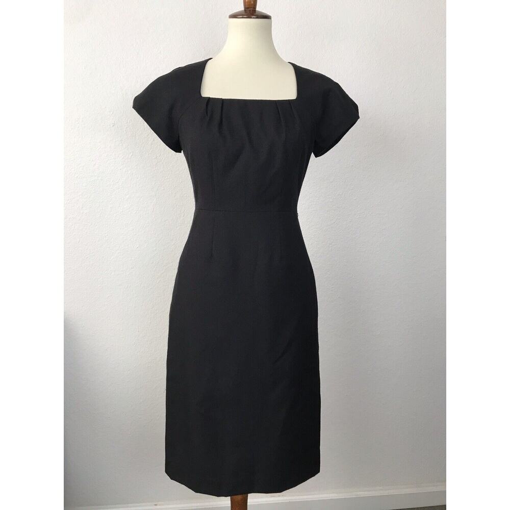 Banana Republic Factory Bodycon Sheath Dress